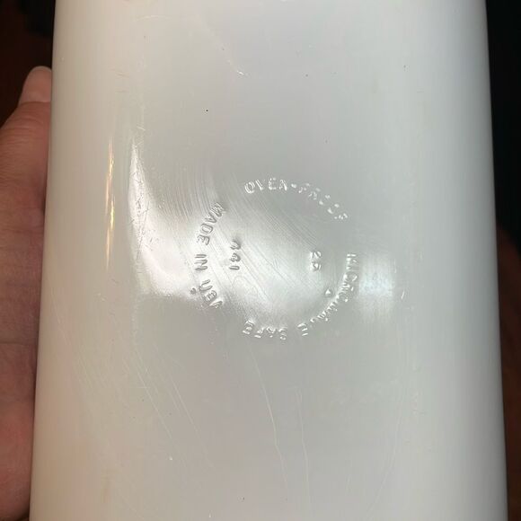 VINTAGE ANCHOR HOCKING FIRE KING MILK GLASS W/BLUE CORNFLOWER LOAF PAN - Picture 5 of 8